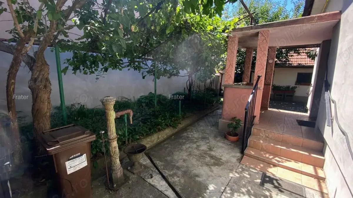 Vand casa cu gradina - 5