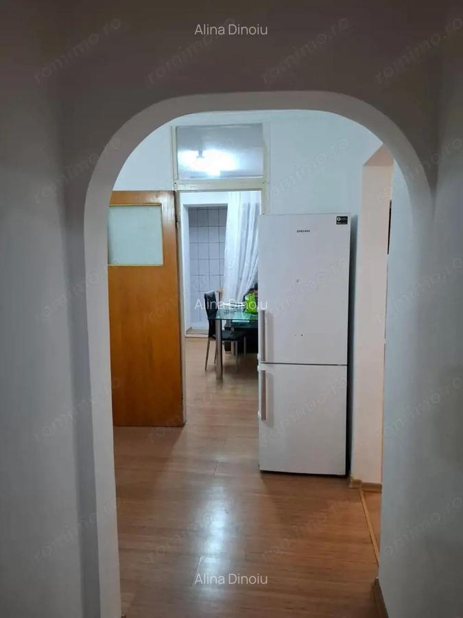 Apartament 3 camere Dristor 1/4 bloc 1982 - 12