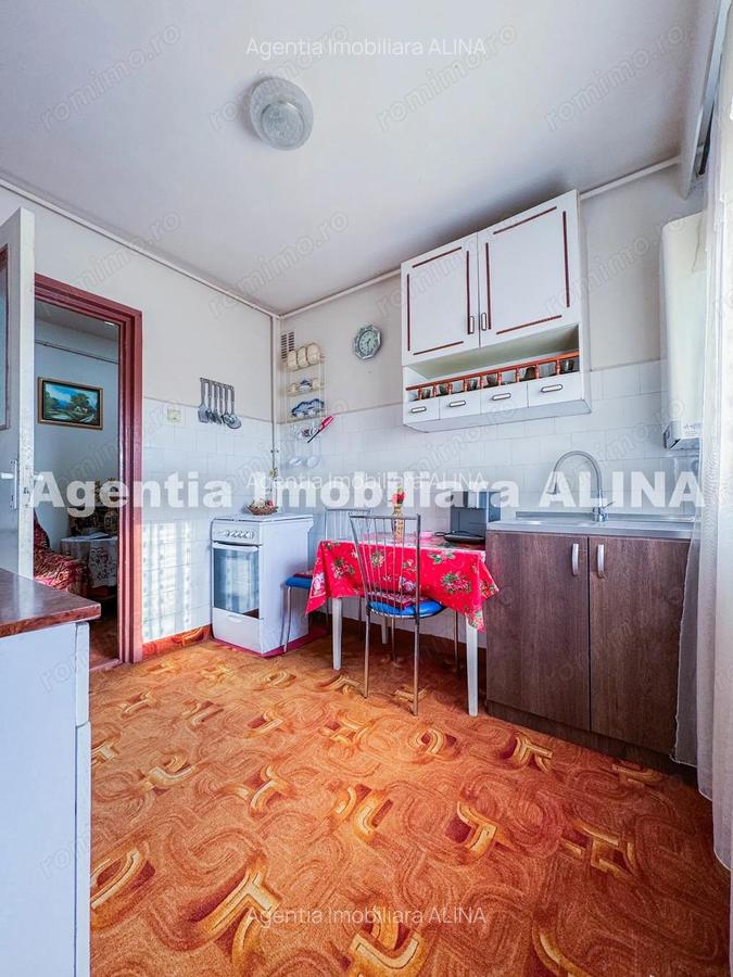 Ap. 2 camere in Deva, zona Balcescu, suprafata utila 56 mp, decomandat, etaj 4. - 6