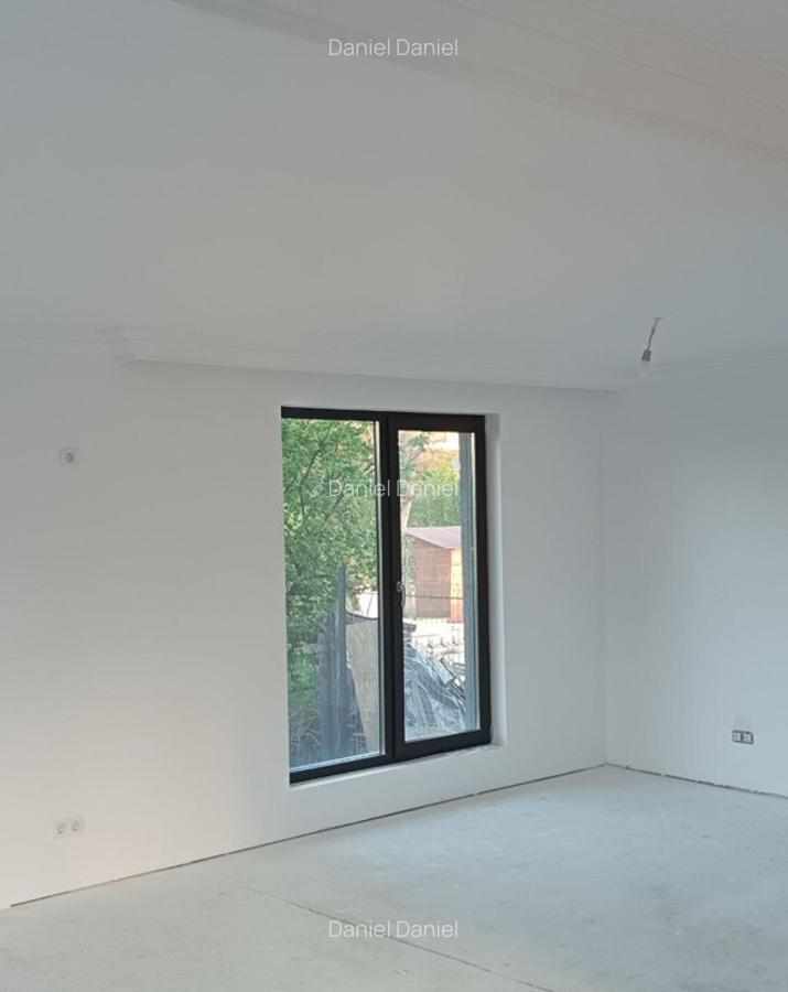 Casa de vanzare clasa A + - 18