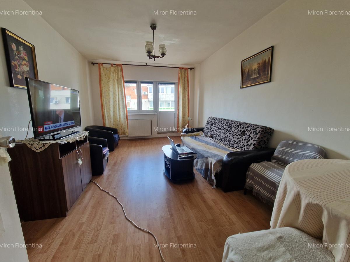Apartament cu 3 camere decomandat, mobilat în Complex Studențesc - 9