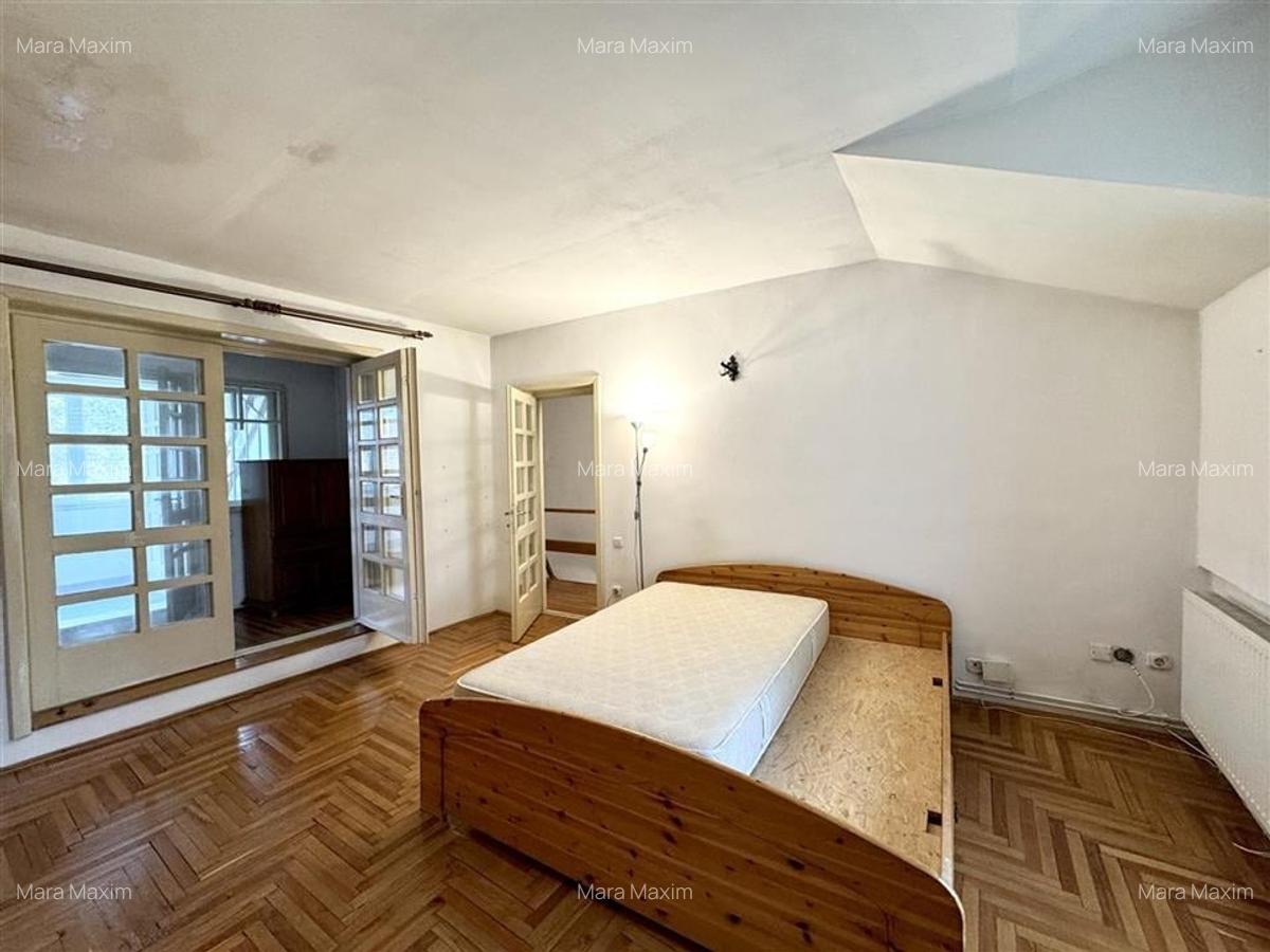 Casa individuala de vanzare zona centrala - 9