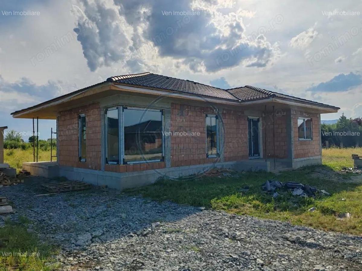 Casa Individuala de vanzare, 3 camere, 120 mp, zona Aerodrom - 7 Casa Individuala de vanzare, 3 camere, 120 mp, zona Aerodrom - 7