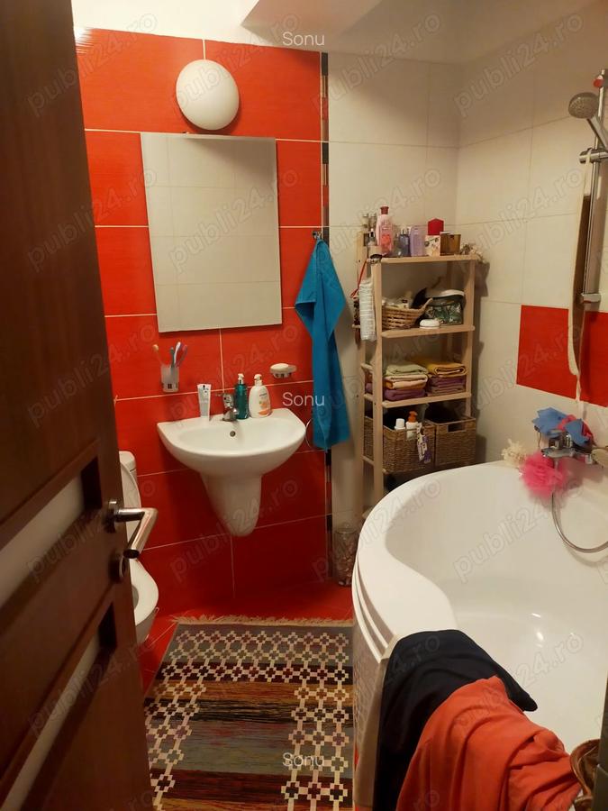 Vand Casa P+E+Pod , Bragadiru - 11