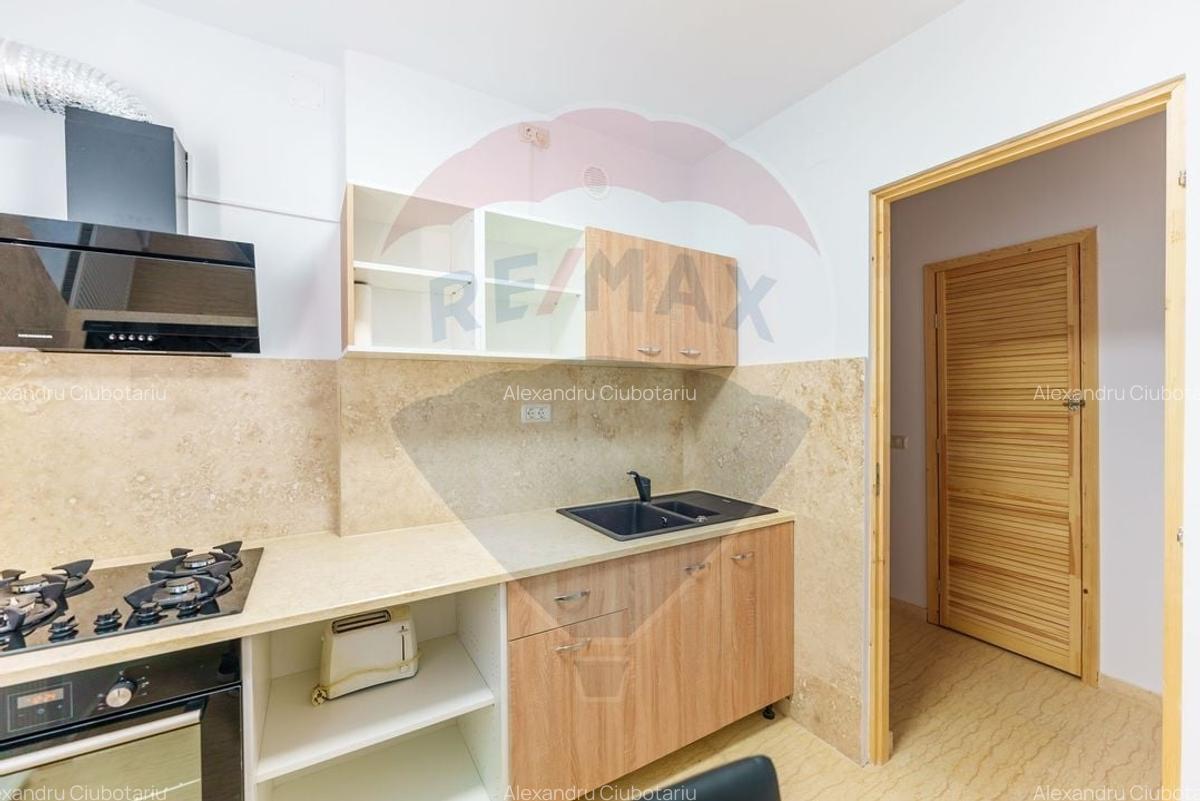 Apartament de inchiriat cu 3 camere - zona ultracentrala - 9