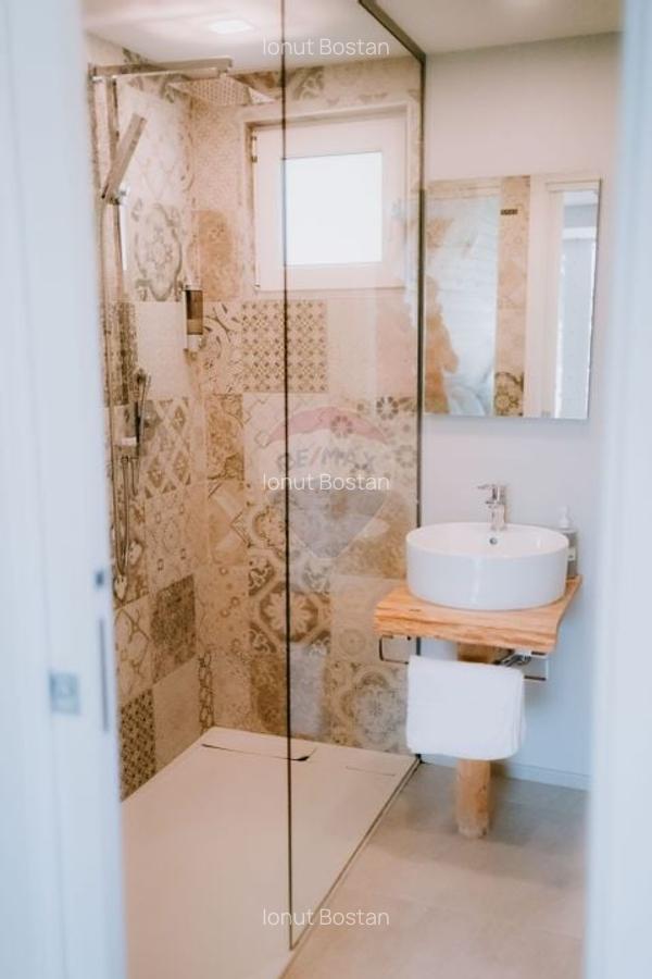 Casute de vanzare - 39