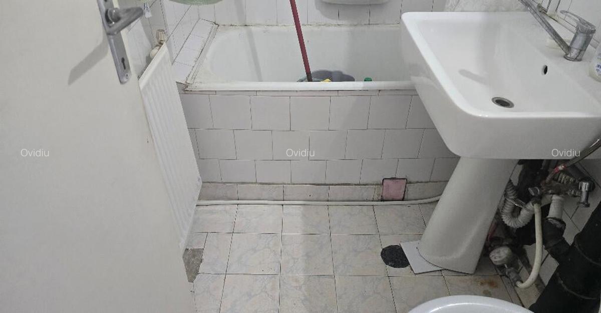 Vand apartament 3 camere in Deva, zona Scarisoara (Astoria), etaj 3, - 6