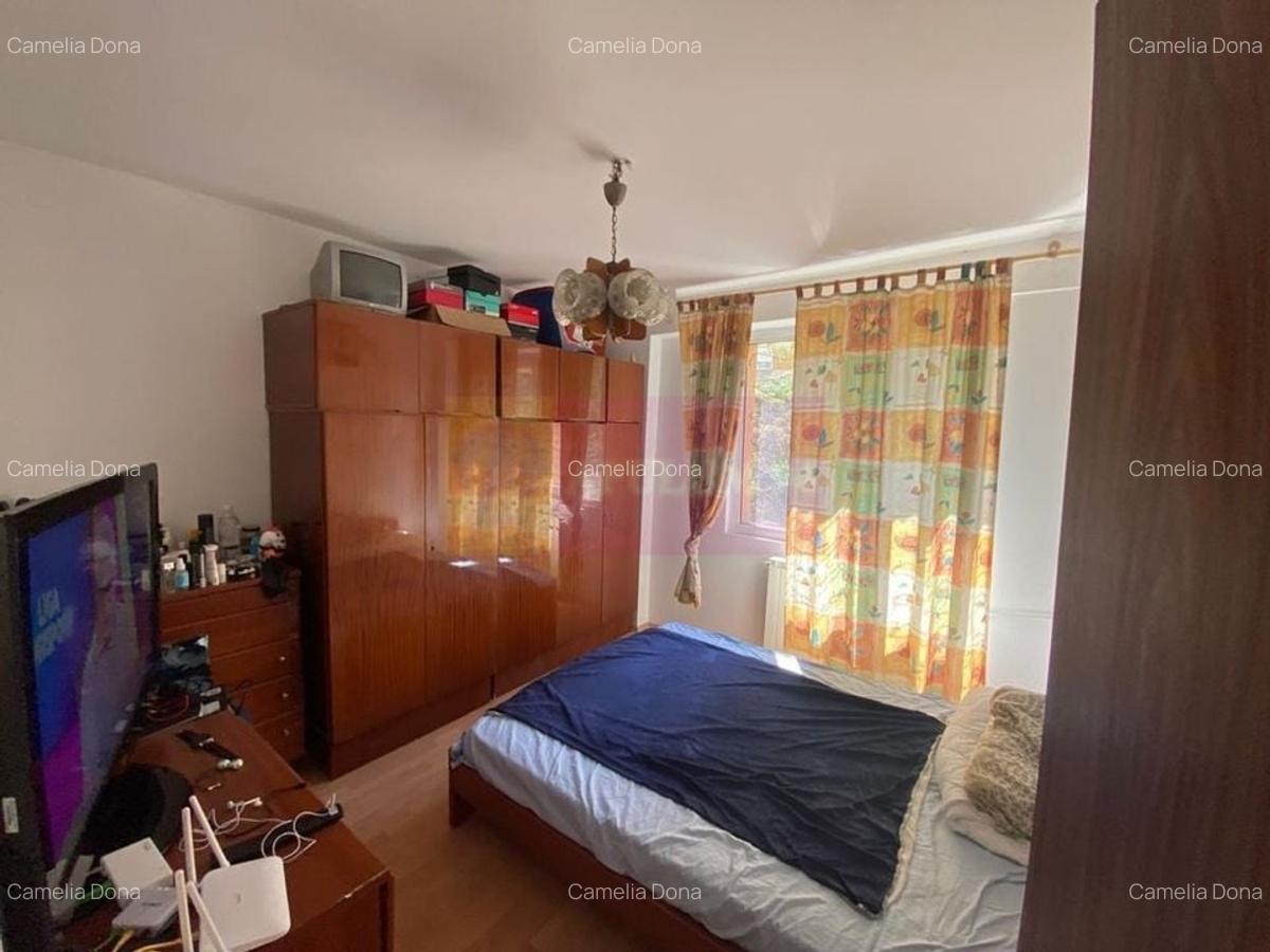 Vanzare apartament de 3 camere in Tineretului-metrou - 1