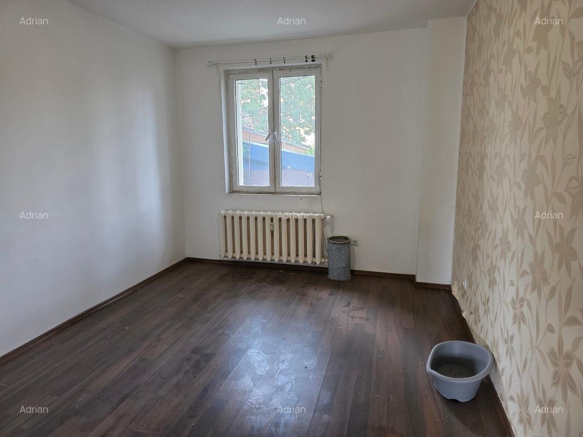 Calea Grivitei, chiar la metrou, bloc stradal, retras din bulevard, - 11