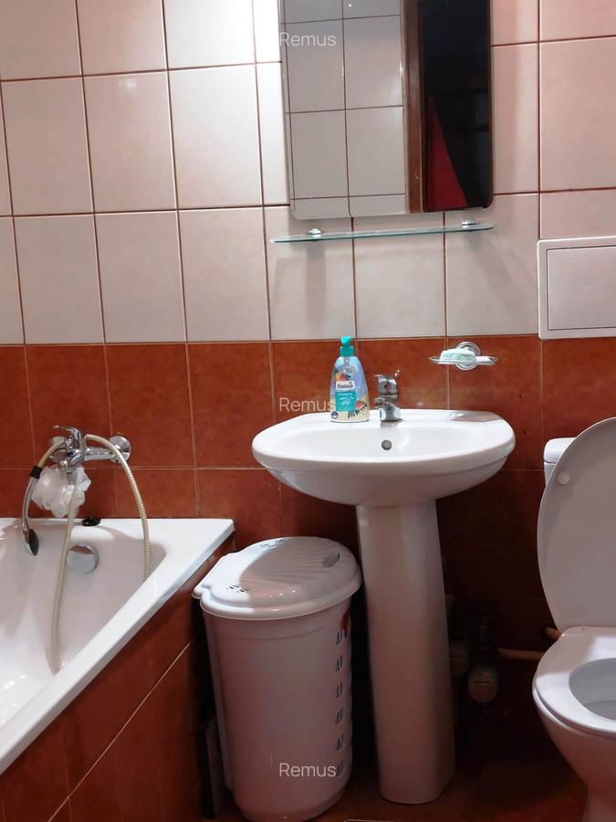 Andronache - Colentina - Garsoniera 33 mp - moderna  -  Centrala proprie - 8