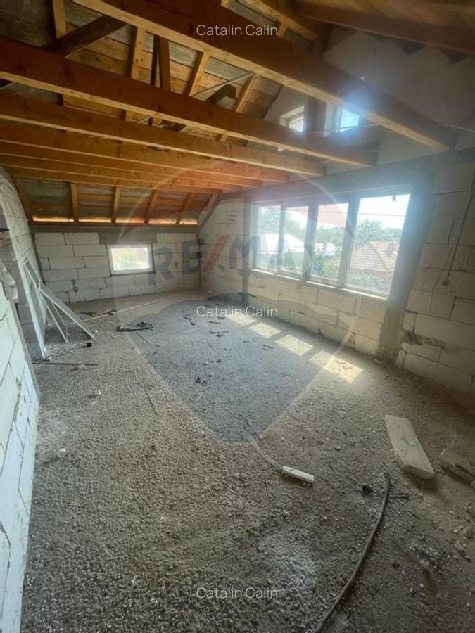 Casa / Vila cu 7 camere de vanzare - 5