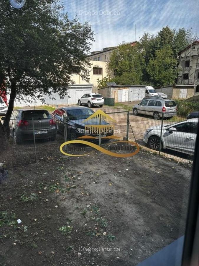 Apartament 3 camere decomandat de vanzare Nord - Bacau - 16