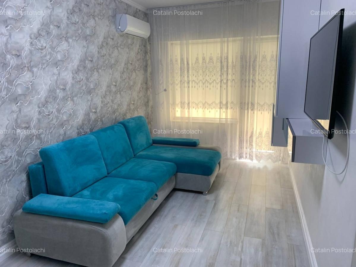 Se inchiriaza: apartament modern cu 3 camere la Royal Town, Copou - 2