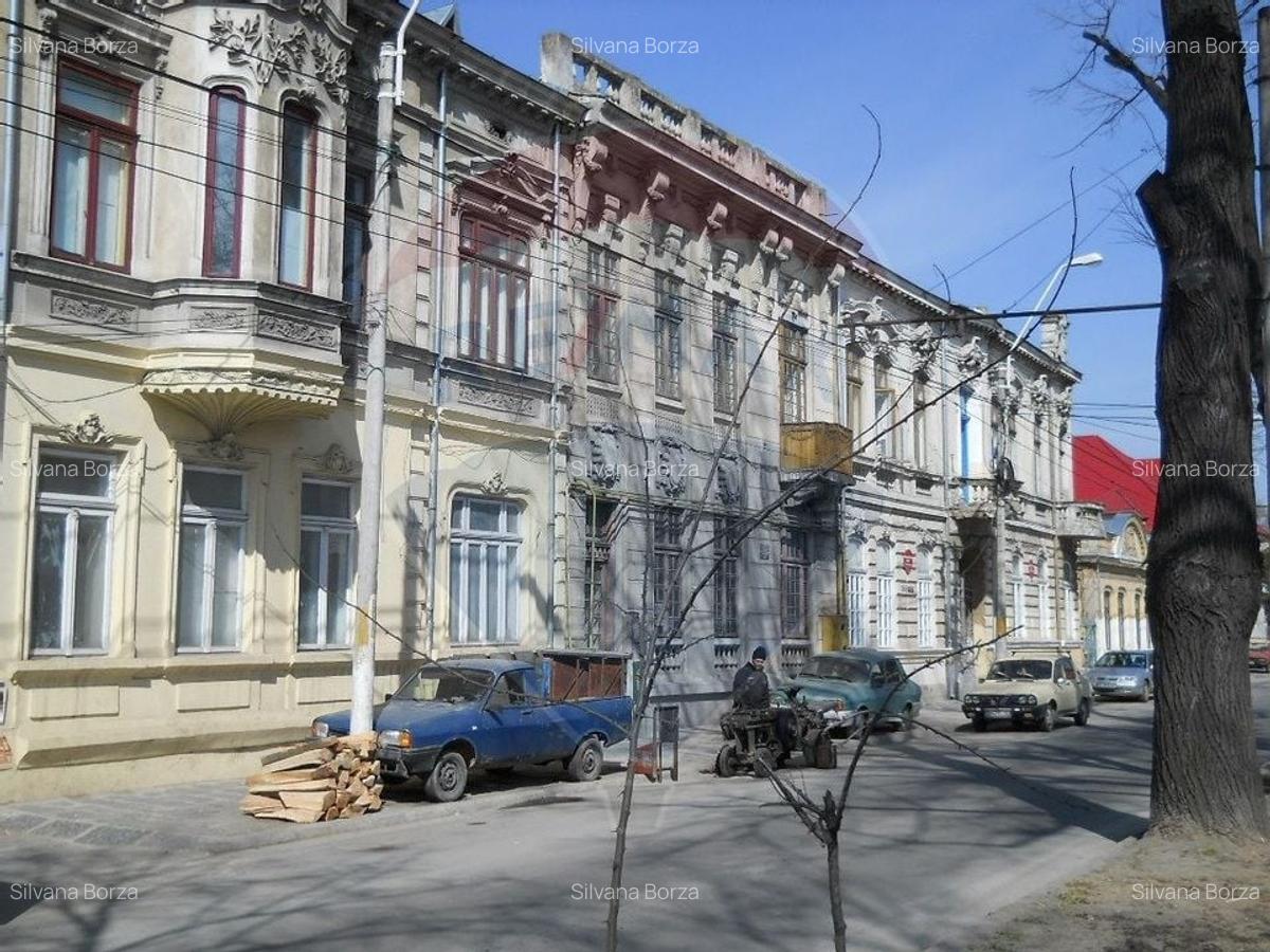 Casă cu 10 camere în Gării - 7