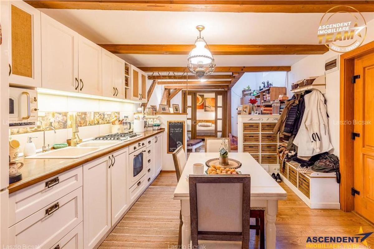 TUR LIVE! Apartament in vila, compozitie particulara, Ultracentral, Sfantu Gheorghe - 3