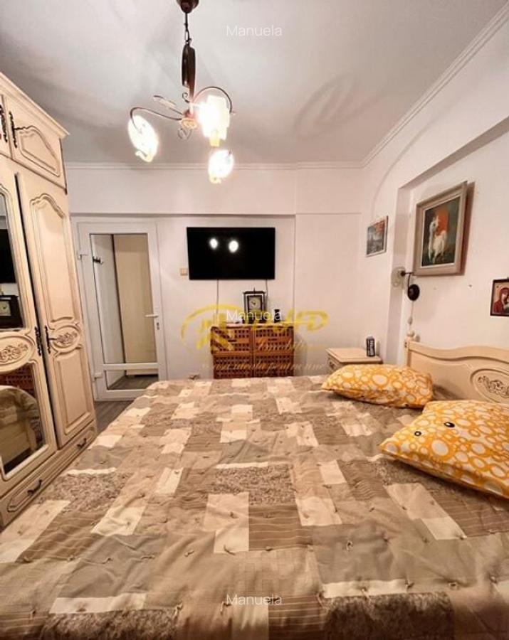 3 camere decomandat,etaj intermediar,zona semicentrala Gara Mare - 2