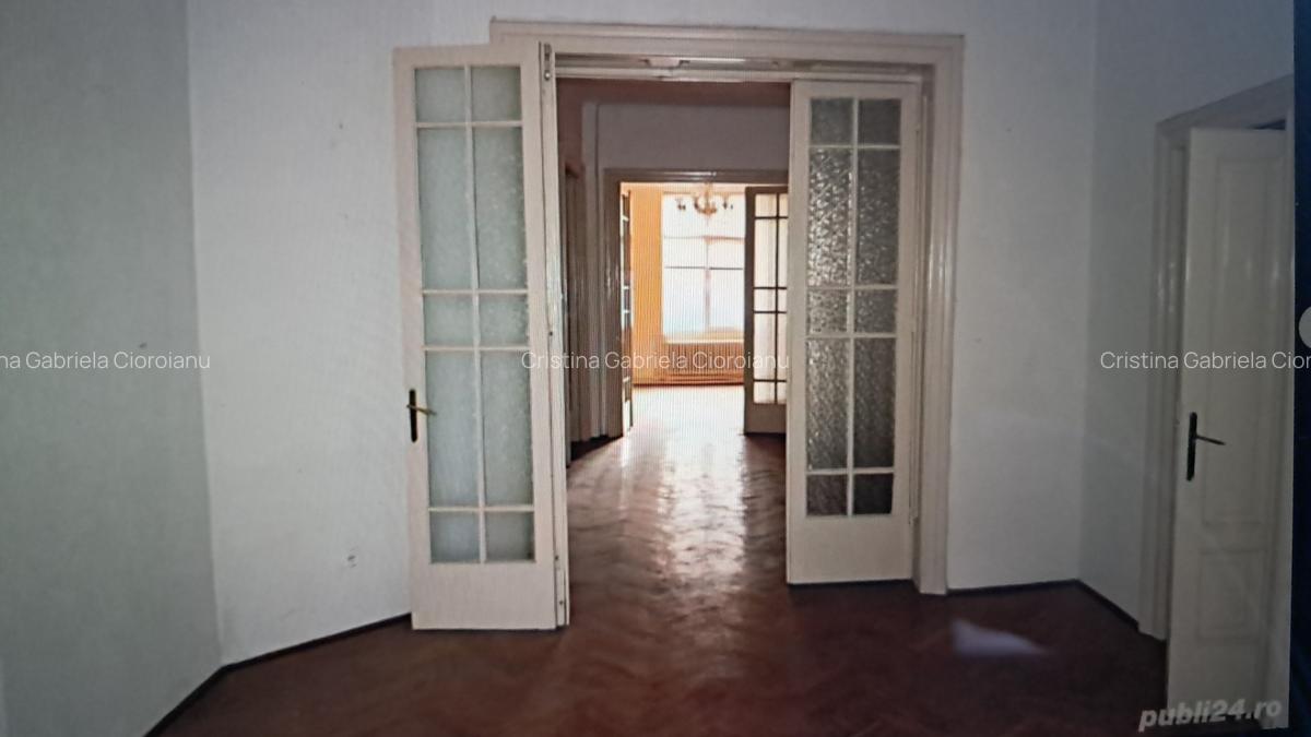 VANZARE APARTAMENT PIATA SFANTUL STEFAN vila interbelica - 2