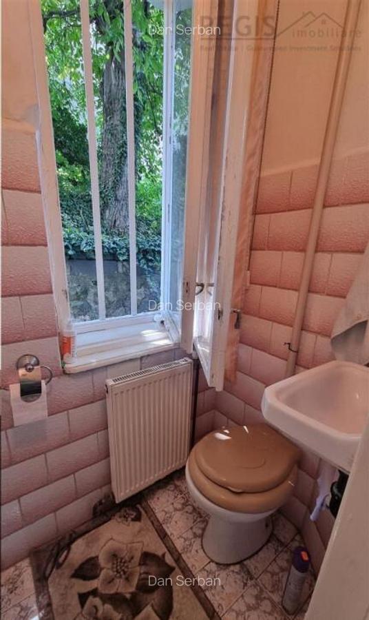 Apartament de doua camere la casa , cu gradina zona centrul - 9