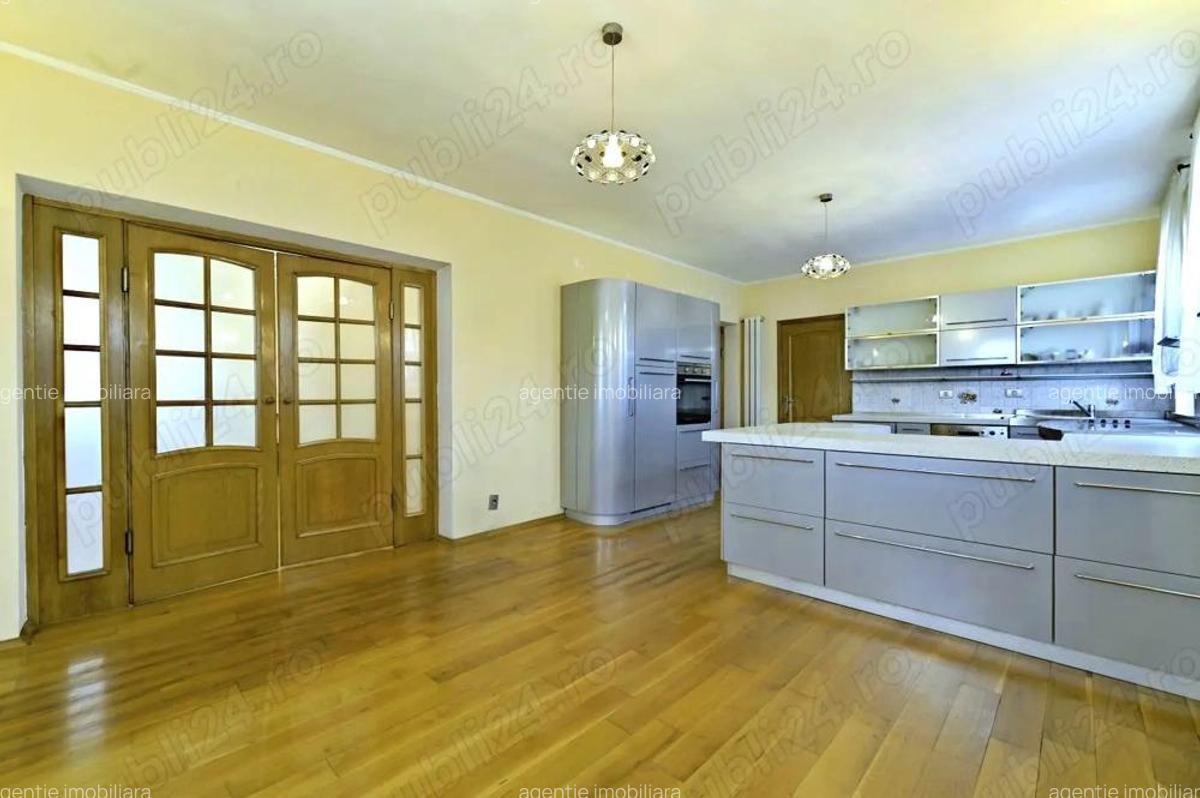 Vanzare vila 6 camere 264mp + garaj + garsoniera separata + 1490mp Centru Snagov Ilfov Nufarului 50A - 7