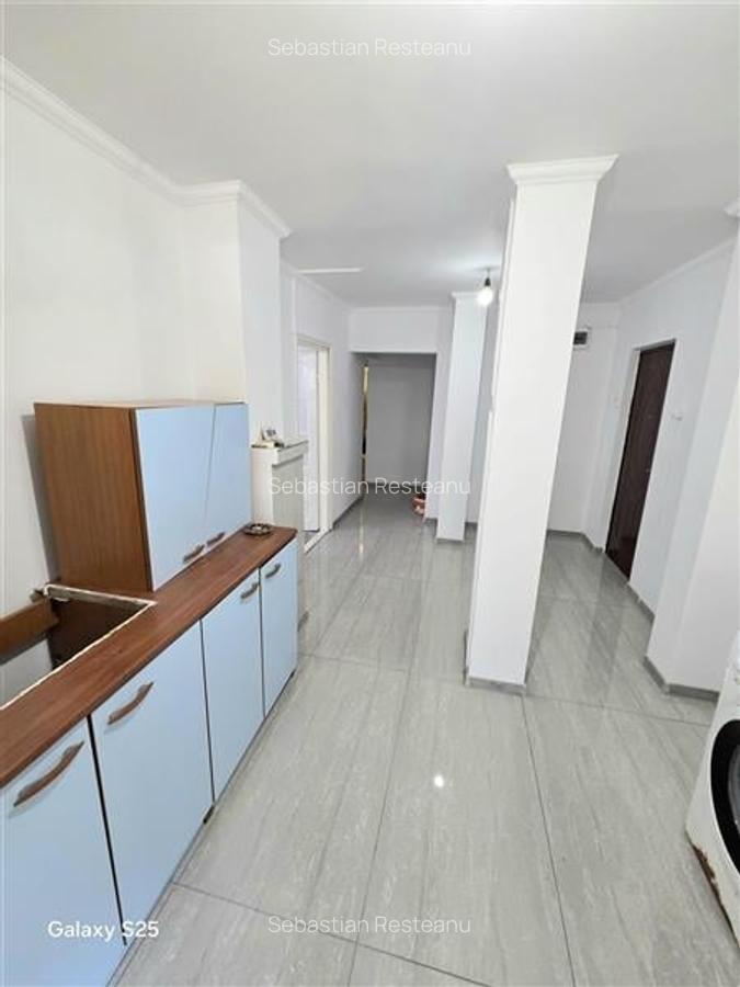 Apartament 2 Camere, Decomandat, Navodari - 3