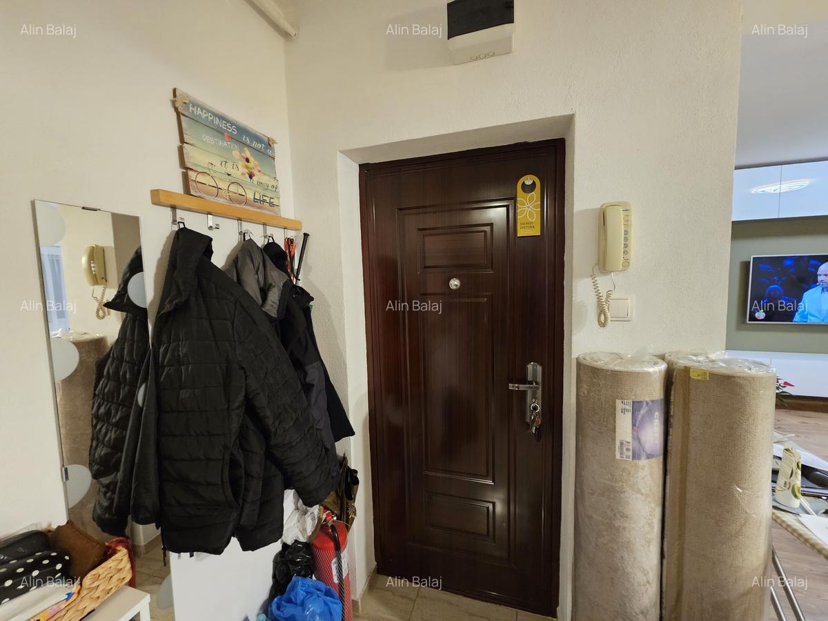 Apartament 3 camere, etajul 5, Mansardă, zona Lipovei, mobilat, comision 0% - 7