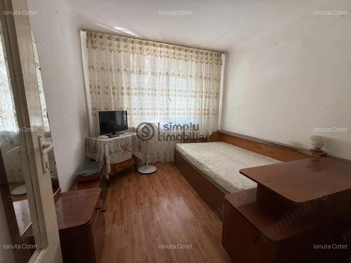 2 camere decomandate, etaj 3, Rovine - 95 000 Euro - 3