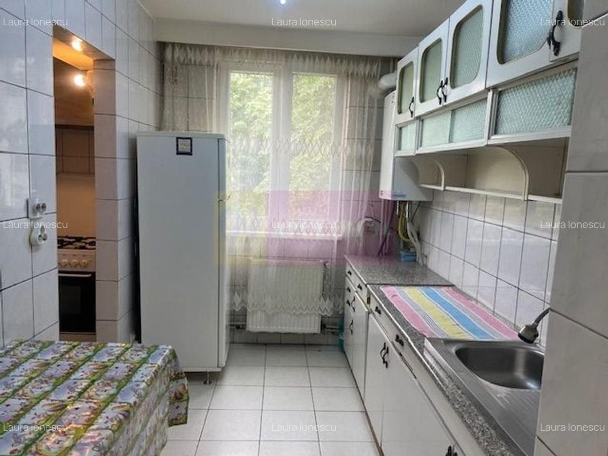 Apartament 3 camere Titan- Ozana. - 2