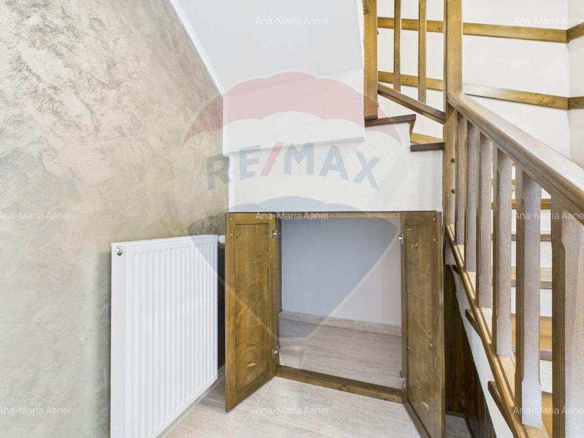 De vanzare | Vila cu 3 camere de vanzare in zona Piatra Arsa, Busteni - 13