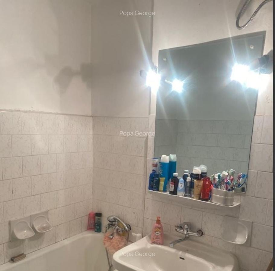Apartament cu 3 camere semidecomandat în Grivița - 7