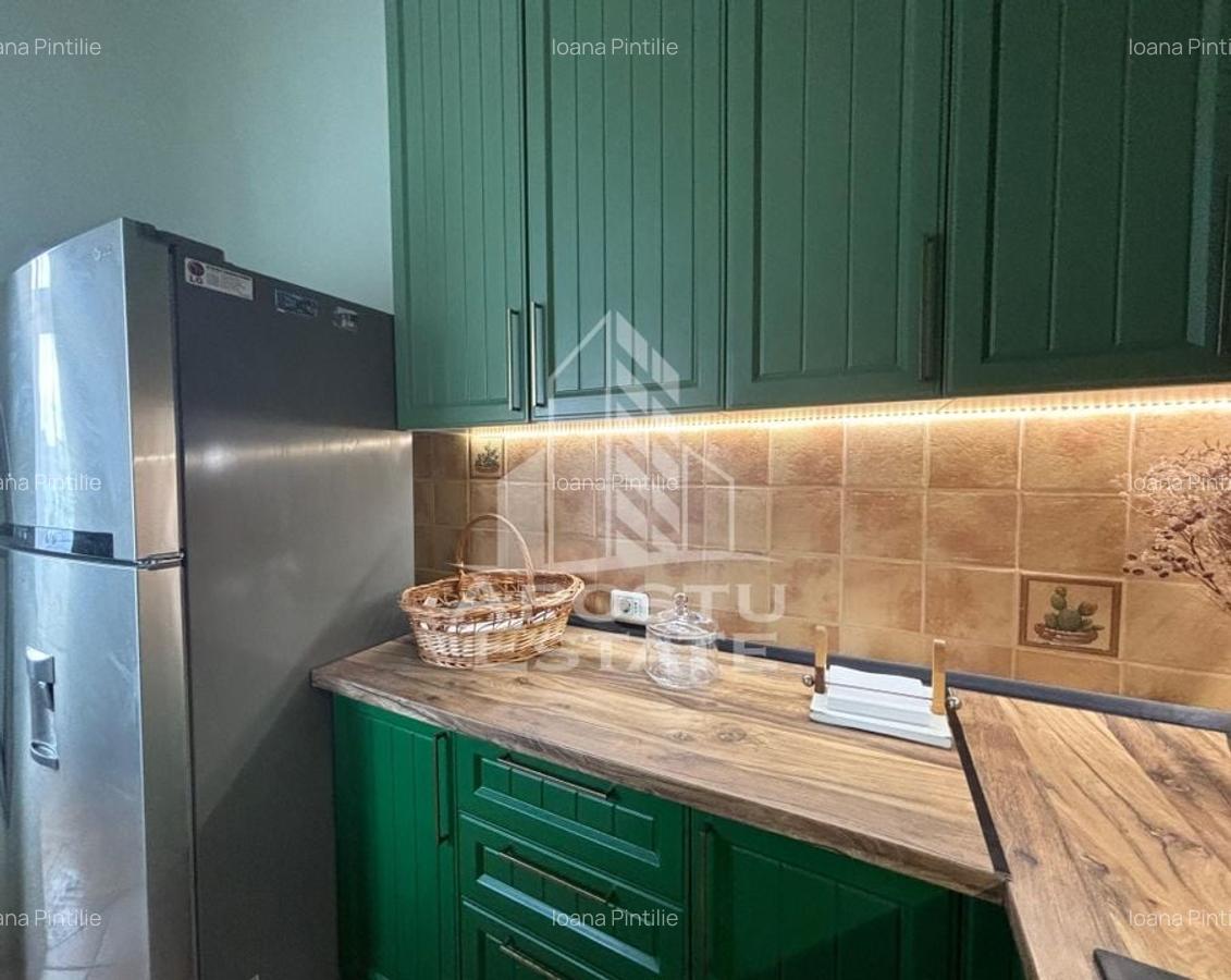 Apartament cu 3 camere, semidecomandat, zona Centrala - 13