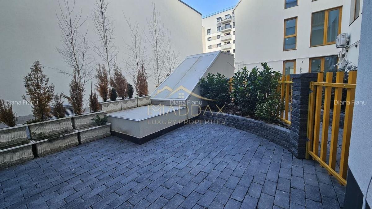 Apartament de vanzare 3 camere*** Domenii - 25