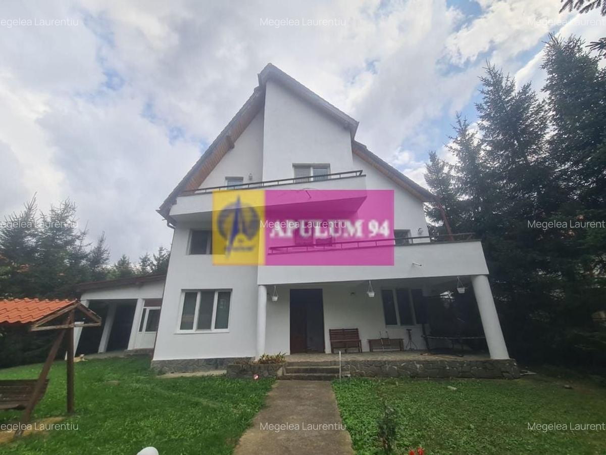 Complex turistic de vanzare  - Zona Poiana Tapului - 1