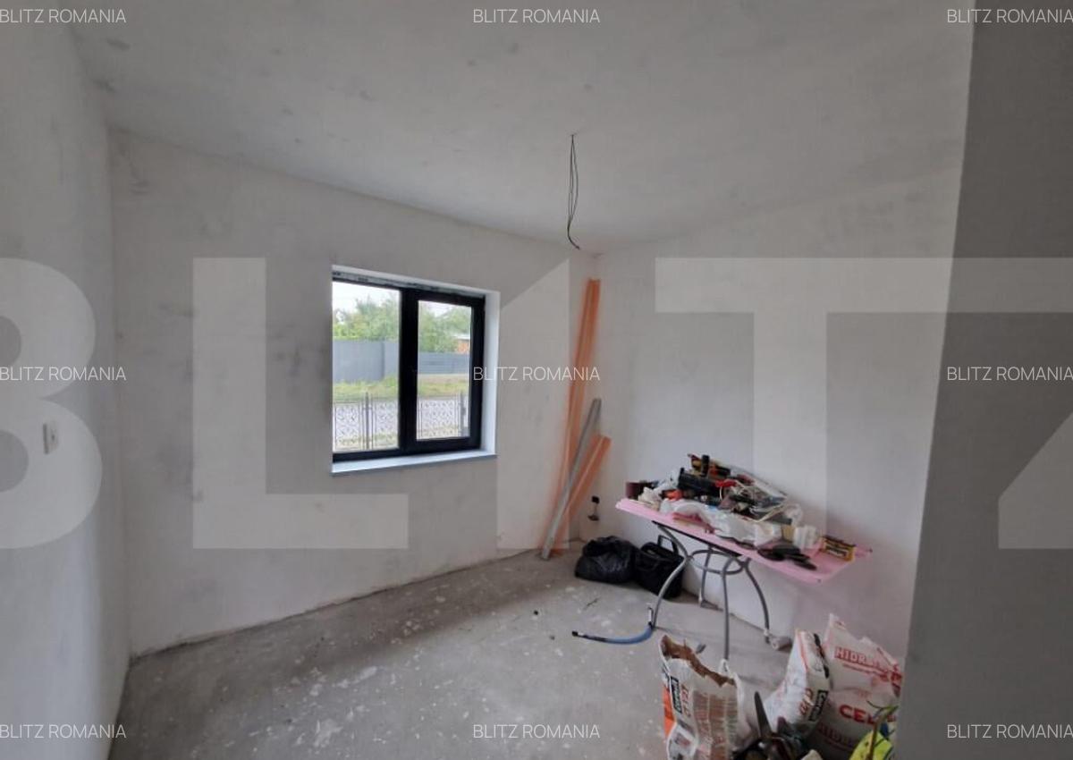 Casa semifinisata situata central in municipiul Dorohoi - 5