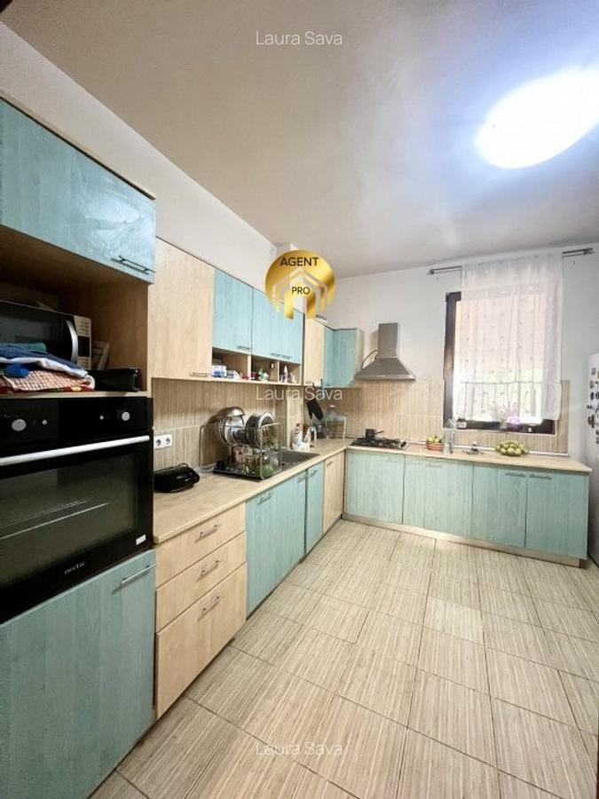 Vila individuala P+1+M 8 camere, 652mp teren, str 1 Mai Otopeni - 4