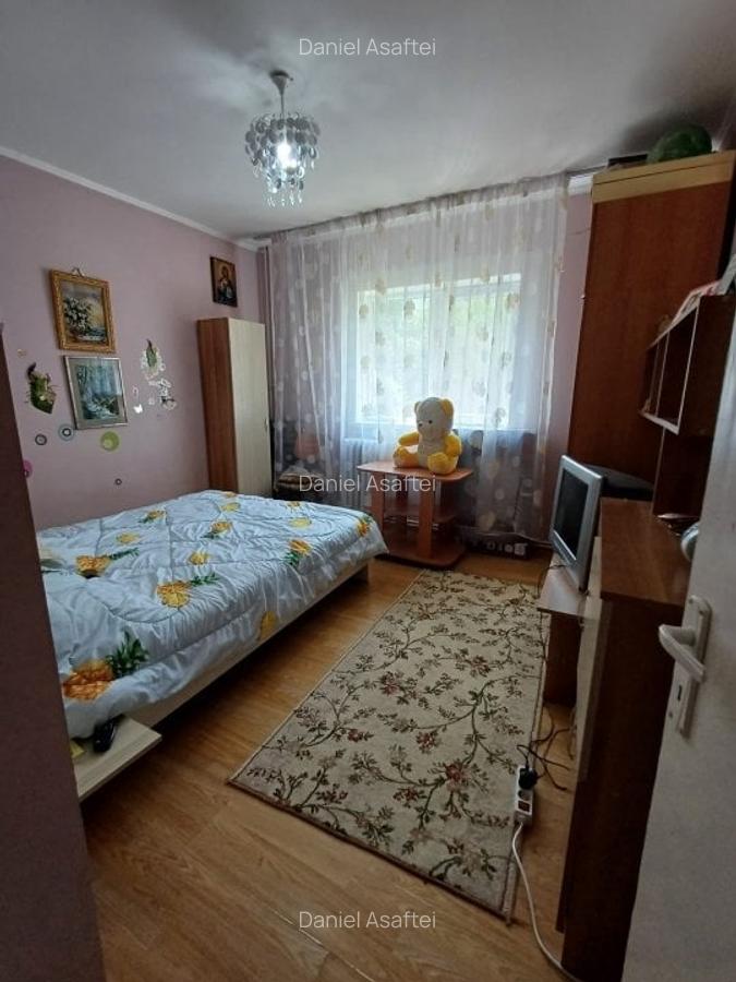 Apartament de vanzare cu 3 camere si 2 bai- zona Dacia - 1