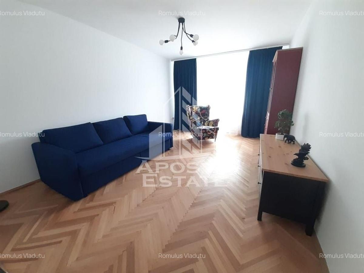 Apartament 2 camere, decomandat, renovat recent, Zona Soarelui - 4