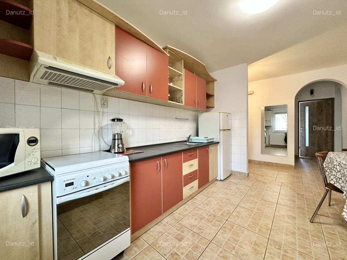 Apartament 3 camere decomandate, Manastur zona BIG - 11