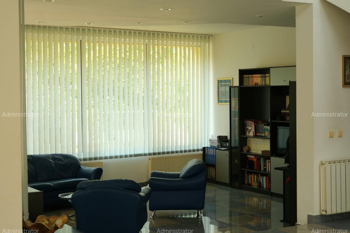 Casă cu 6 camere în Lipovei - 4