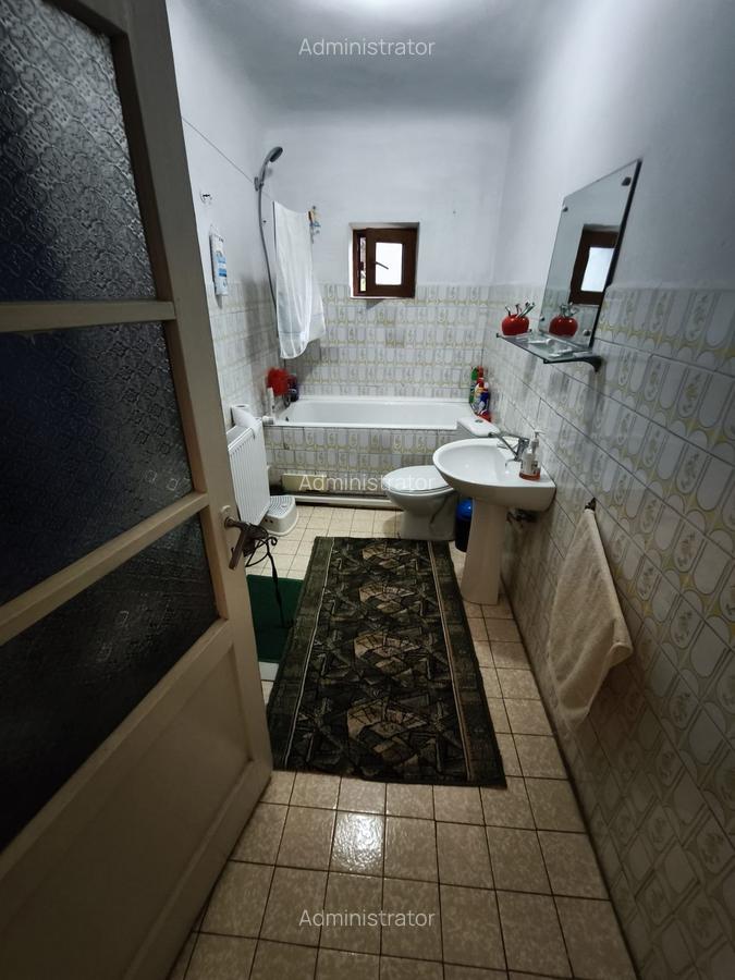 Casă cu 4 camere în Brazii de Sus - 4