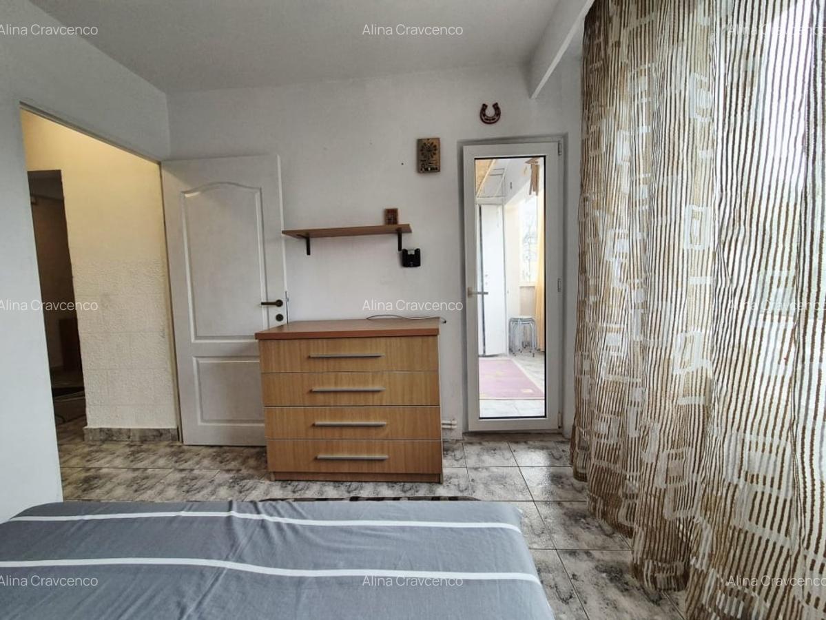 Apartament 3 camere zona Inel 1 - 8