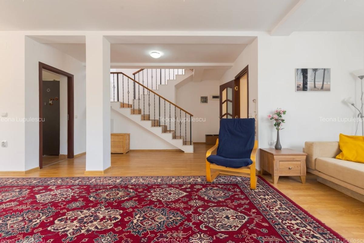 Casă cu 4 camere în Dumbrăvița - 19