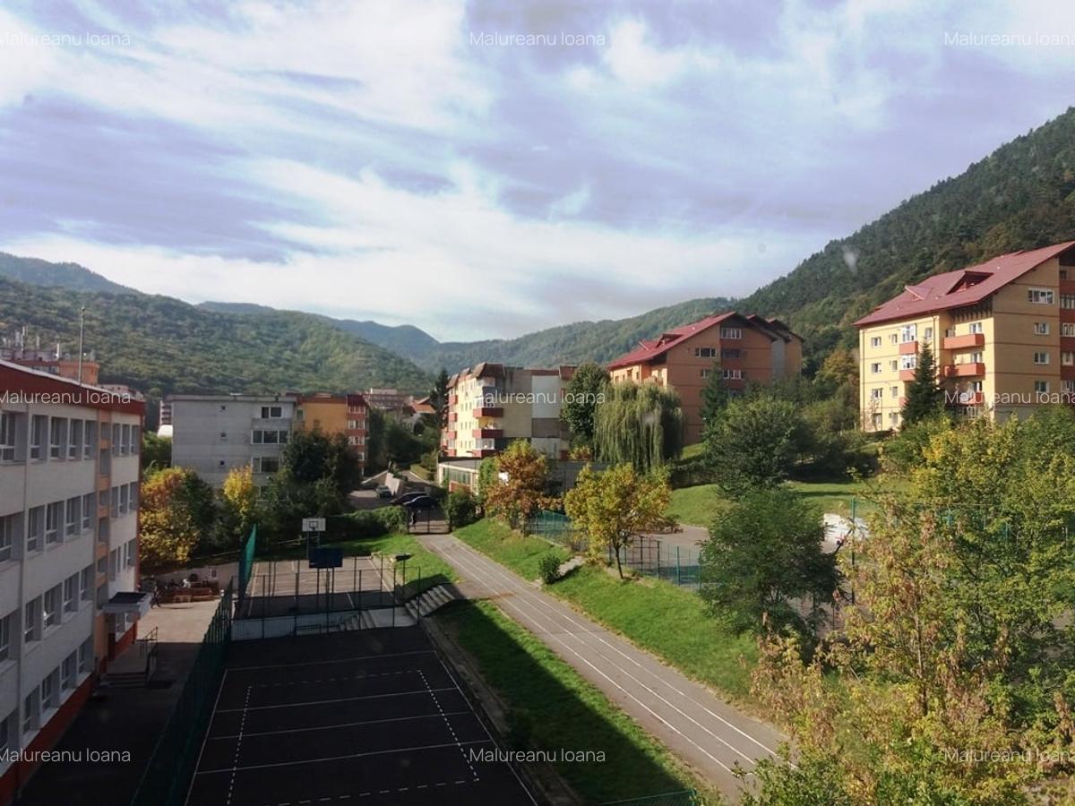 Inchiriem Apartament 2 Camere Mobilat Semideconadat Racadau - 37 Inchiriem Apartament 2 Camere Mobilat Semideconadat Racadau - 37