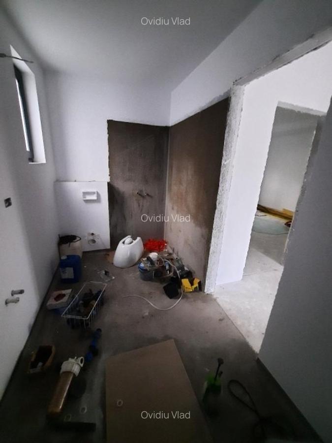 VILA PARTER TOP 4 camere 2 bai placa beton 923mp incalzire pardoseala semineu - 32