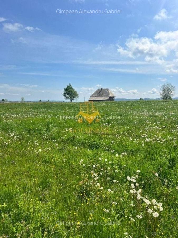 Teren Construcții intravilan de 10000 mp, în Mărișel - 2