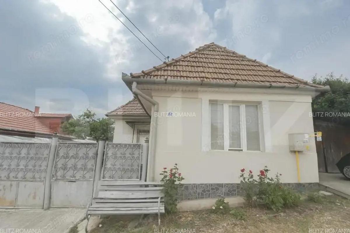 Casa cu 2 camere curte spa?ioasa ?i gradina ingrijita - 3