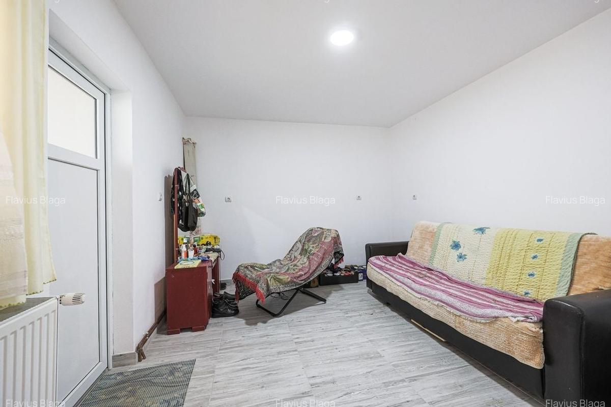 Rezervat Casă renovată cu 3 camere din cărămidă în Gradiste - 8