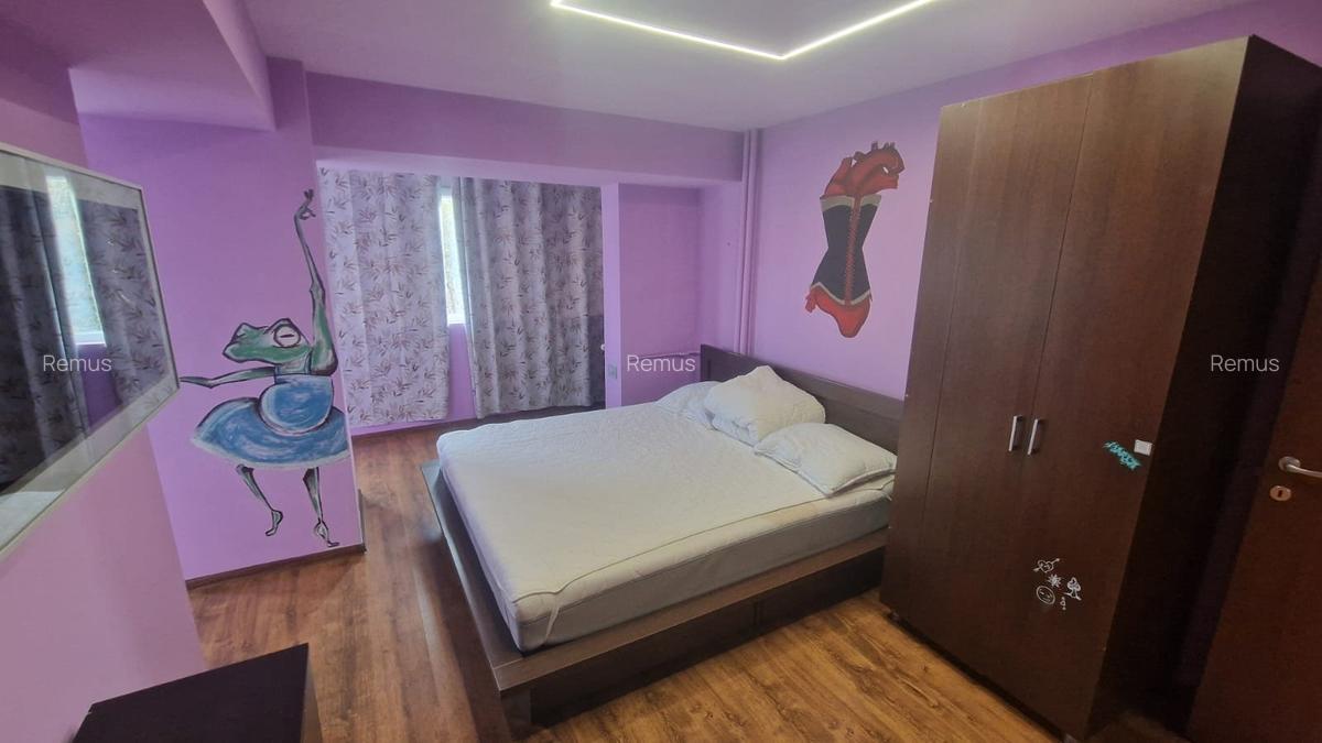 3 camere Rond Berceni - 3