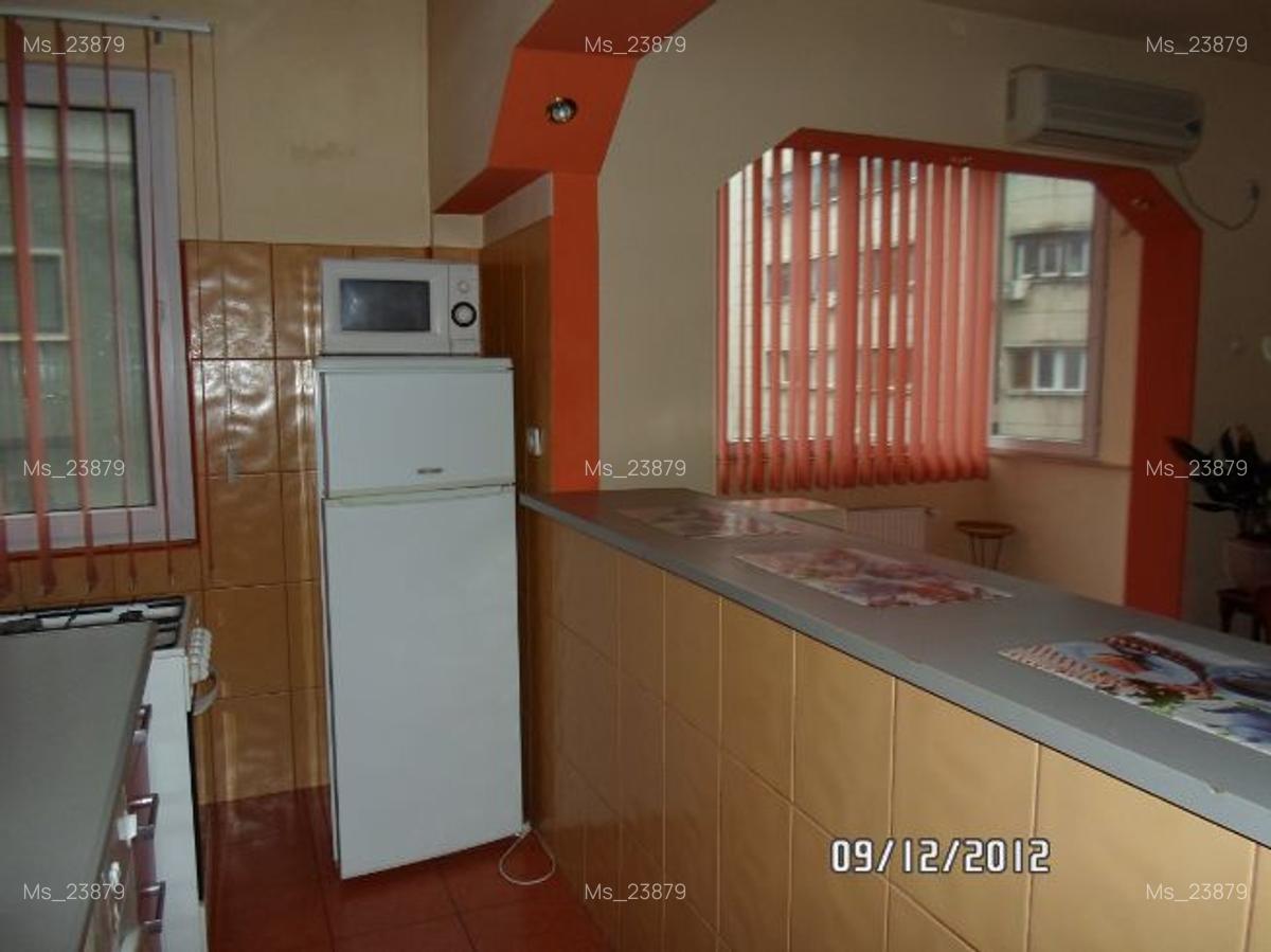 Vind apartament 2 camere - 2
