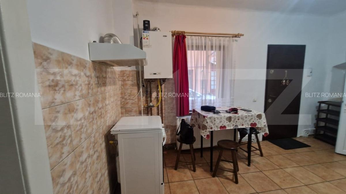 Casa in Centru Istoric, pod, pivnita, mobilata, 40 mp - 3