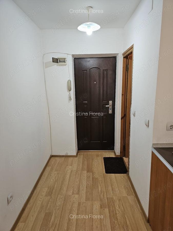 Vand garsoniera Ploiesti,zona Mihai Bravu - 1